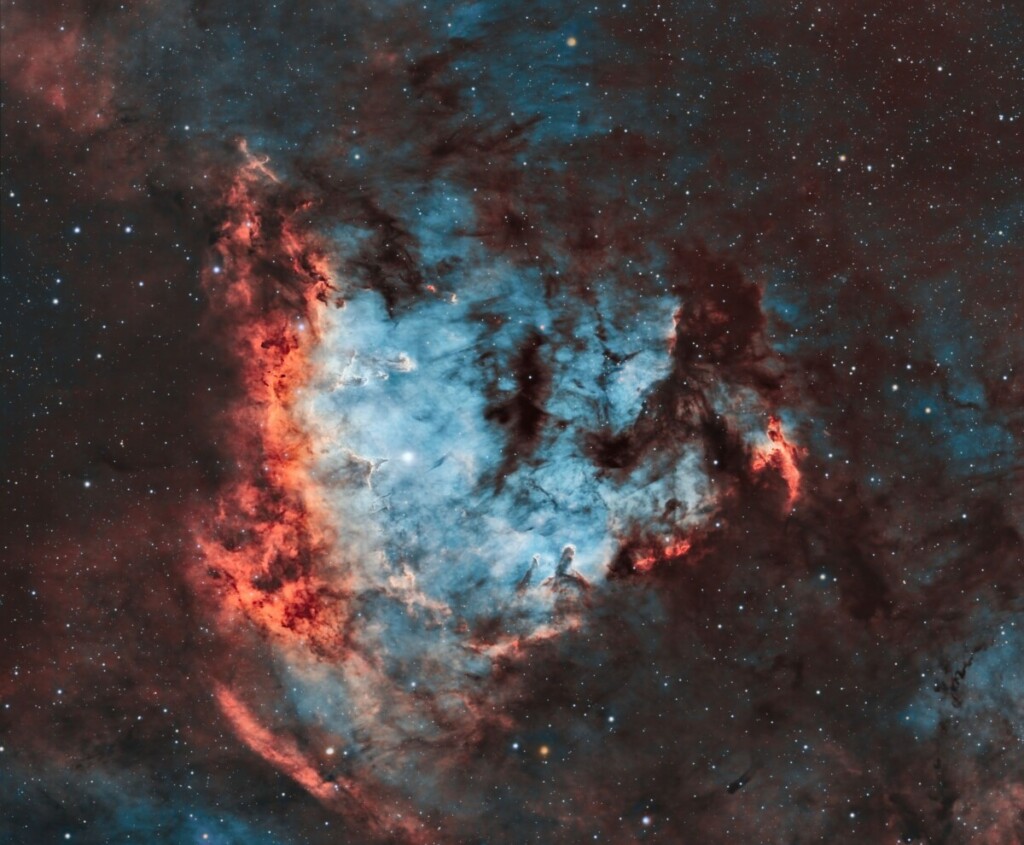 NGC 7822